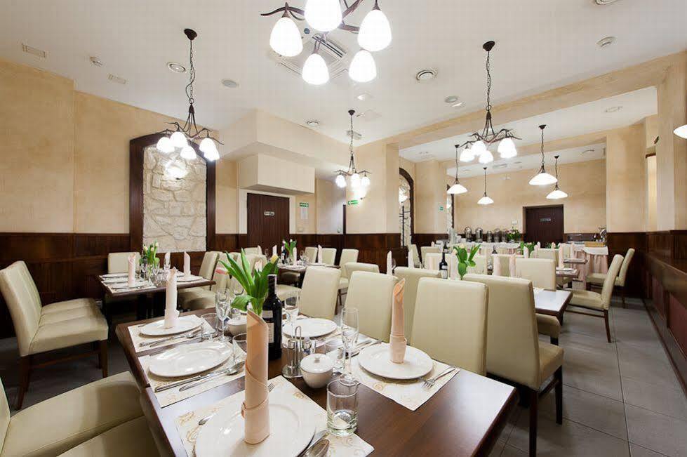 Hotell Downtown 3*